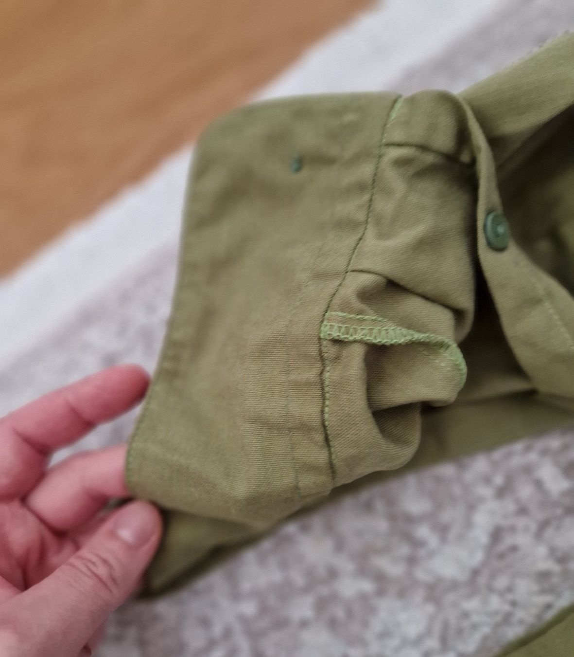Hemden: Grünes Vintage USSR Sovietisch Militärhemd – Gebraucht aus Erlinsbach SO von ULIKH 1