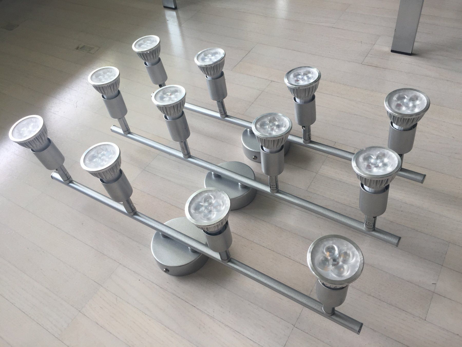 Lampadari & plafoniere: 3 x Deckenleuchte 4 flammig LED silber – Usato da Rüfenach AG venduto da mangusta 1