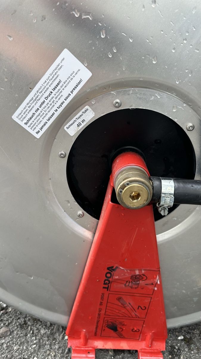 Feuerlöscher: Feuerlöscher mit Schlauch, 40m – Gebraucht aus Biel/Bienne von kra_s8rv 3
