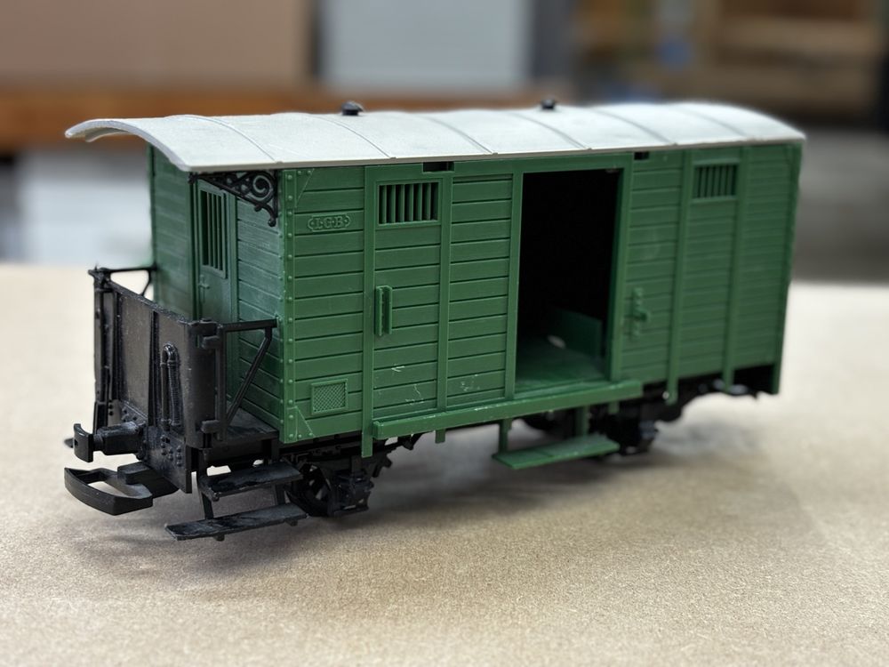 Train voiture postale REE ho réf VB-025 - Modélisme