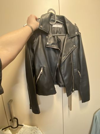 Kunstlederjacke Mango