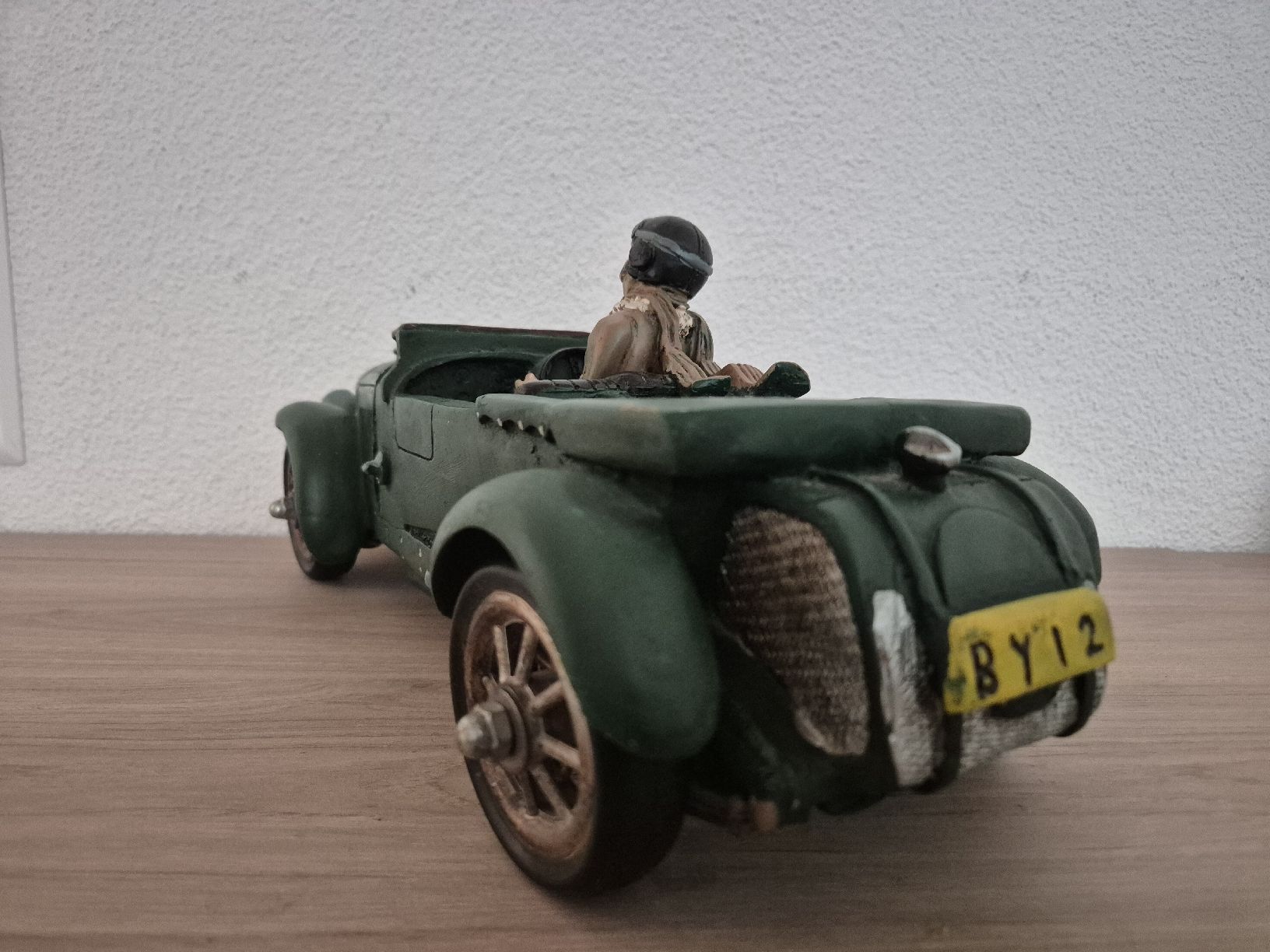 Modellautos: Modellauto 1:12, 1:14? Holz? – Gebraucht aus Neuhausen von sou_t9p8 2