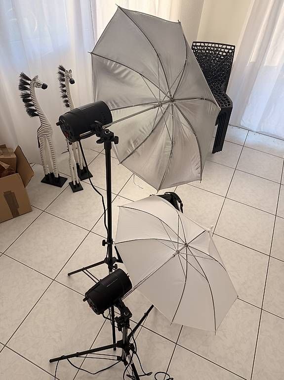 Flash: Verkaufe komplettes Fotostudio-/Studioblitz-Set von DÖRR. – Usato da Rothenhausen venduto da mel_y5gx 1