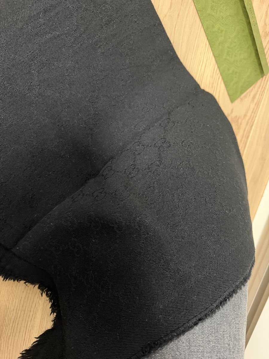 Gucci Foulards, Tücher & Schals: Gucci Schal – Gebraucht aus Wolfhausen von leaze 2