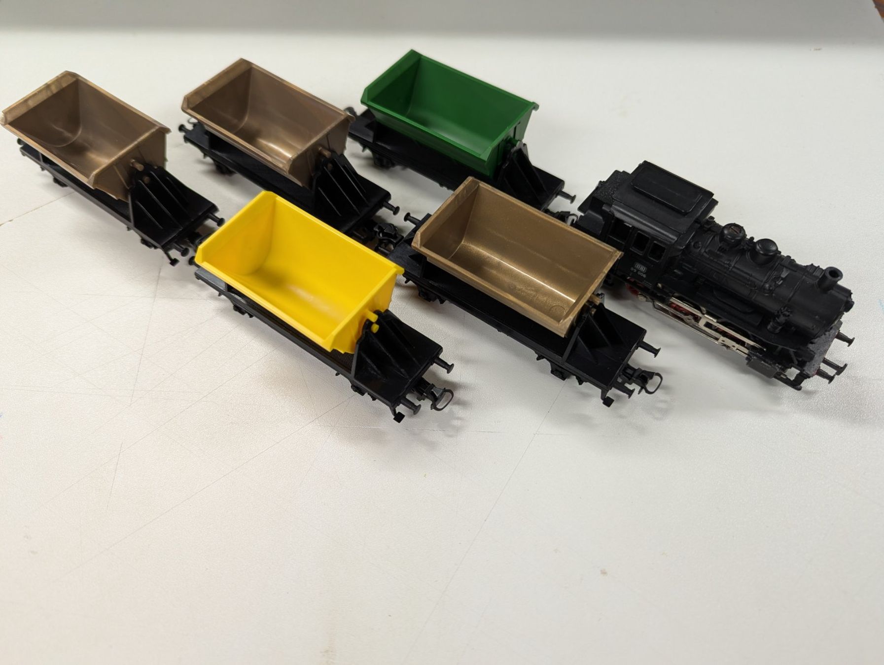 Märklin Modelleisenbahnen: Train bennes Basculantes Märklin. – Gebraucht aus montcherand von Niollu