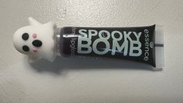 Essence Limited Edition 2025  Halloween, Glow-in-the-Dark-To