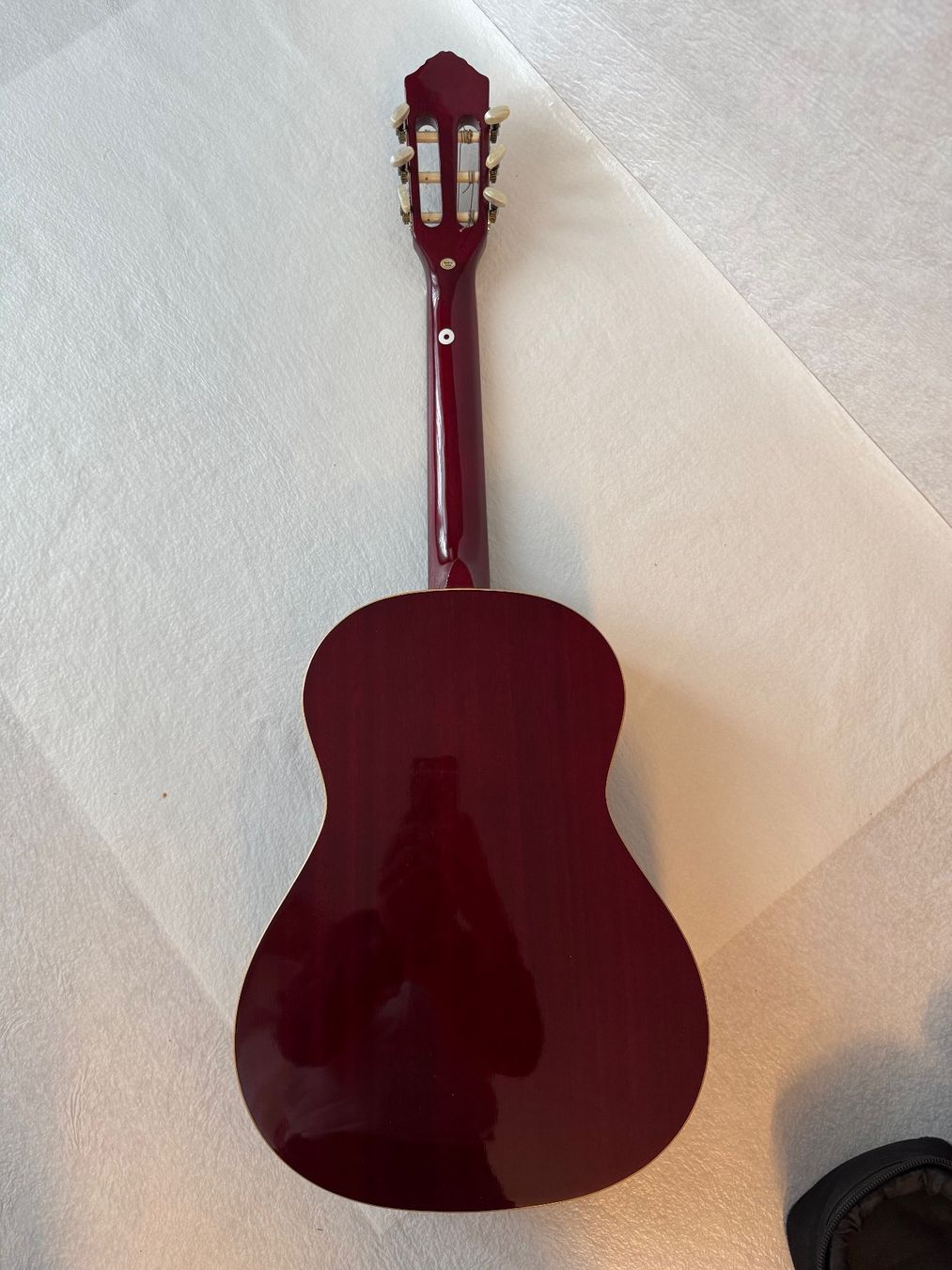 Strumenti musicali: Konzertgitarre Weinrot Ortega – Usato da Luzern venduto da Firefigther 1