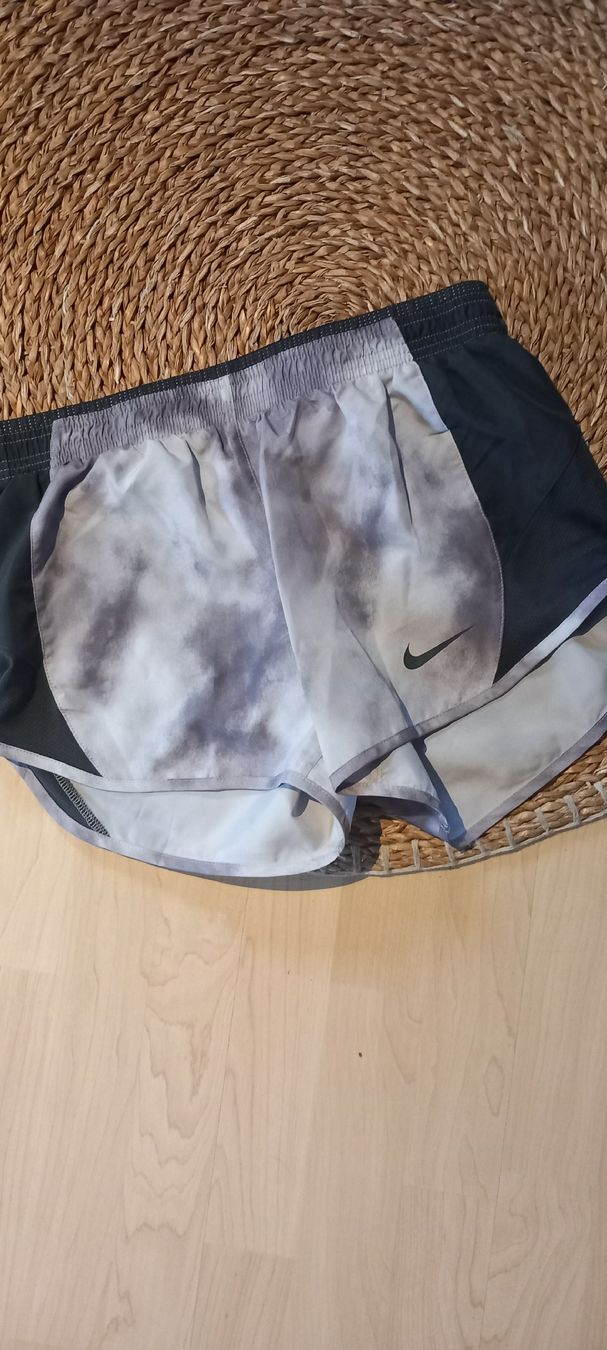 Nike Pantaloni: Nike Dry Fit Gr. S – Nuovo (secondo la descrizione) da Rebstein venduto da bestforyou