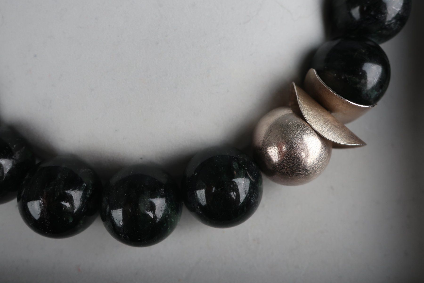 Catenine: Artisanat Steinschmuck Halskette – Usato da Volketswil venduto da brockipfannenstil 5