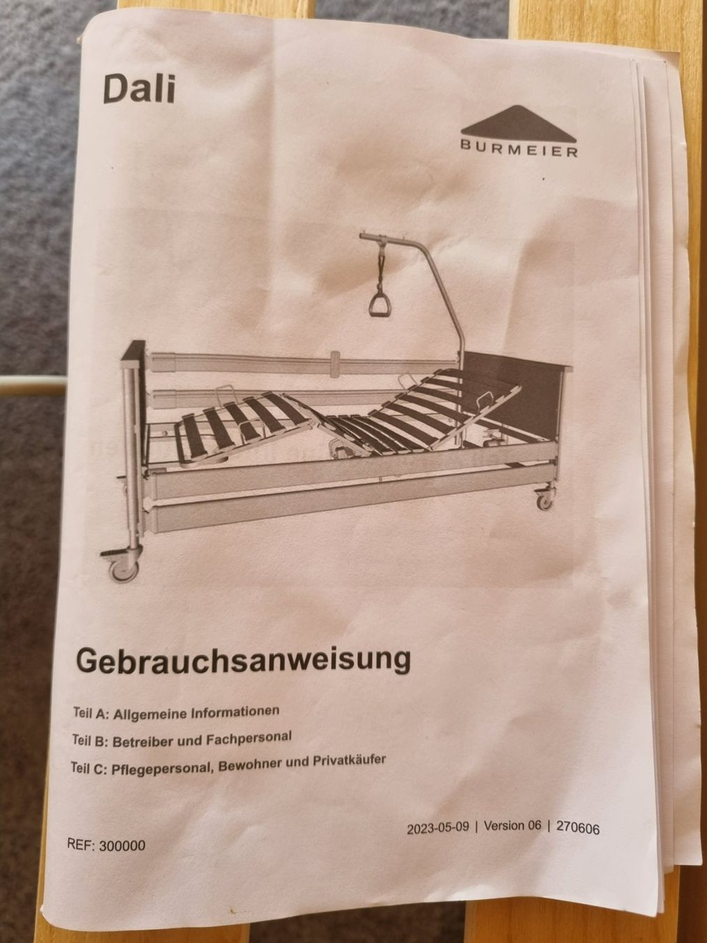 Attrezzature mediche: Pflegebett – Usato da Rheinklingen venduto da Weinberg14 4