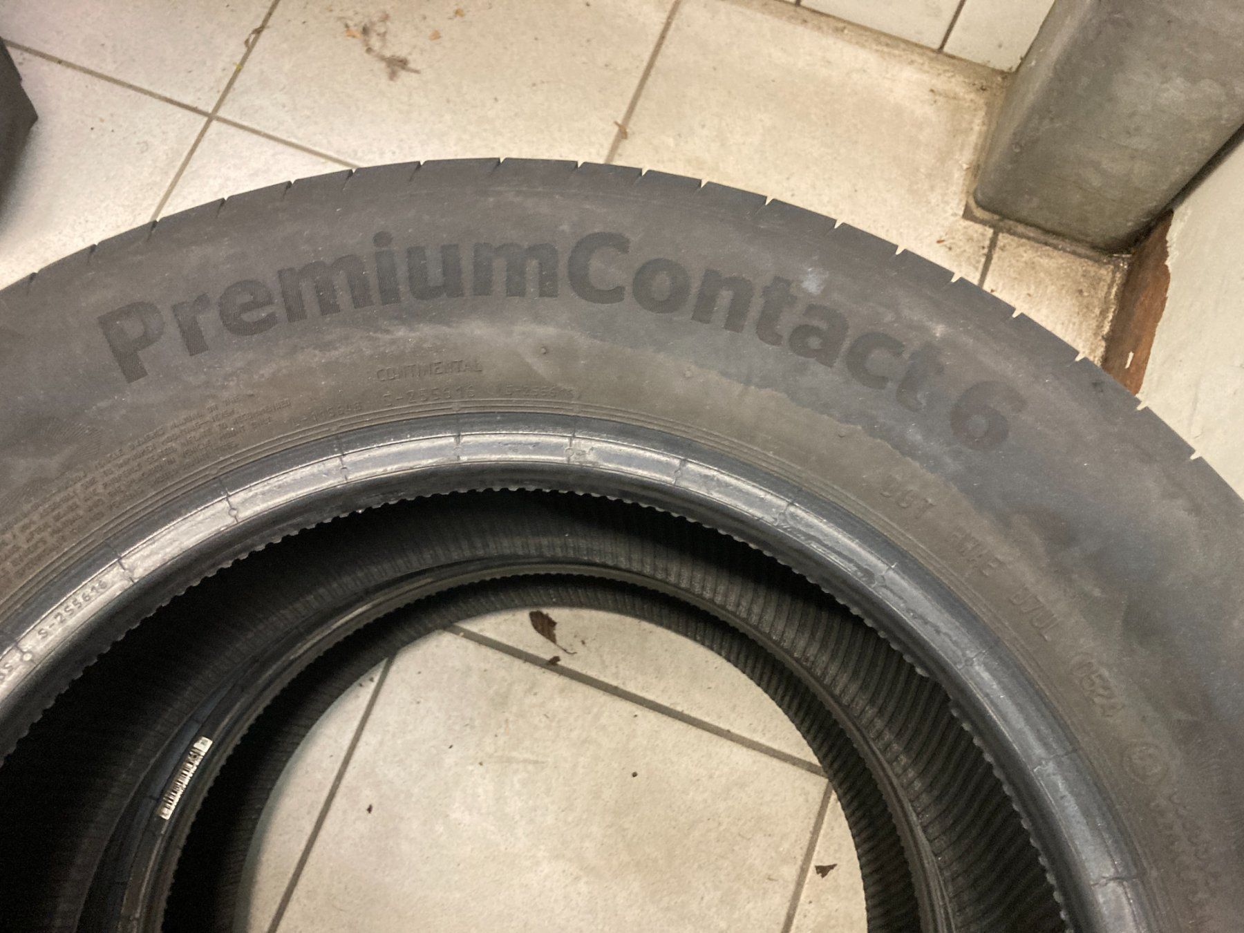 Continental Pneus & Kompletträder: 195/65R15 Sommerpneu Continental – Gebraucht aus Cham von WB2223 2