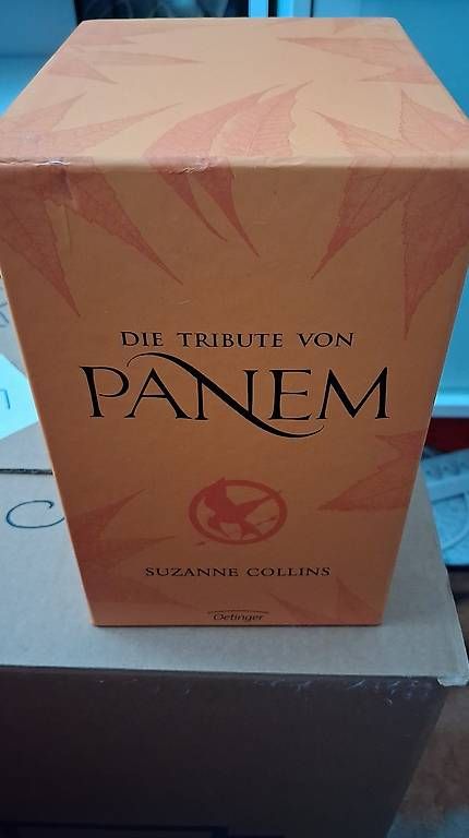 Libri: Die Tribute von Panem - Buchreihe - Suzanne Collins – Usato da Lyss venduto da Be_Rady 4
