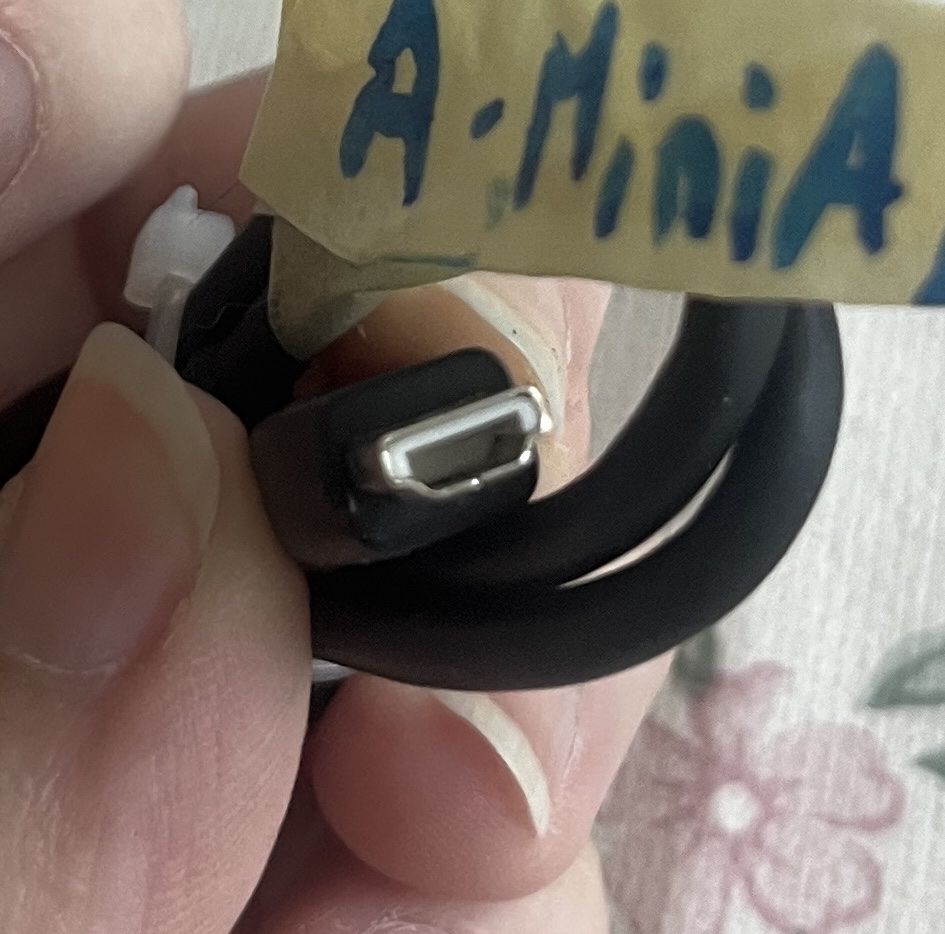 Kabel: Câble USB A - Mini A - 40 cm – Gebraucht aus Corpataux von leajsl 1