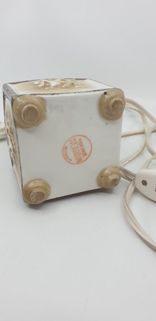 Lampade: Antike Lampe Original Aerozon Germany – Usato da Emmen venduto da magelan 4