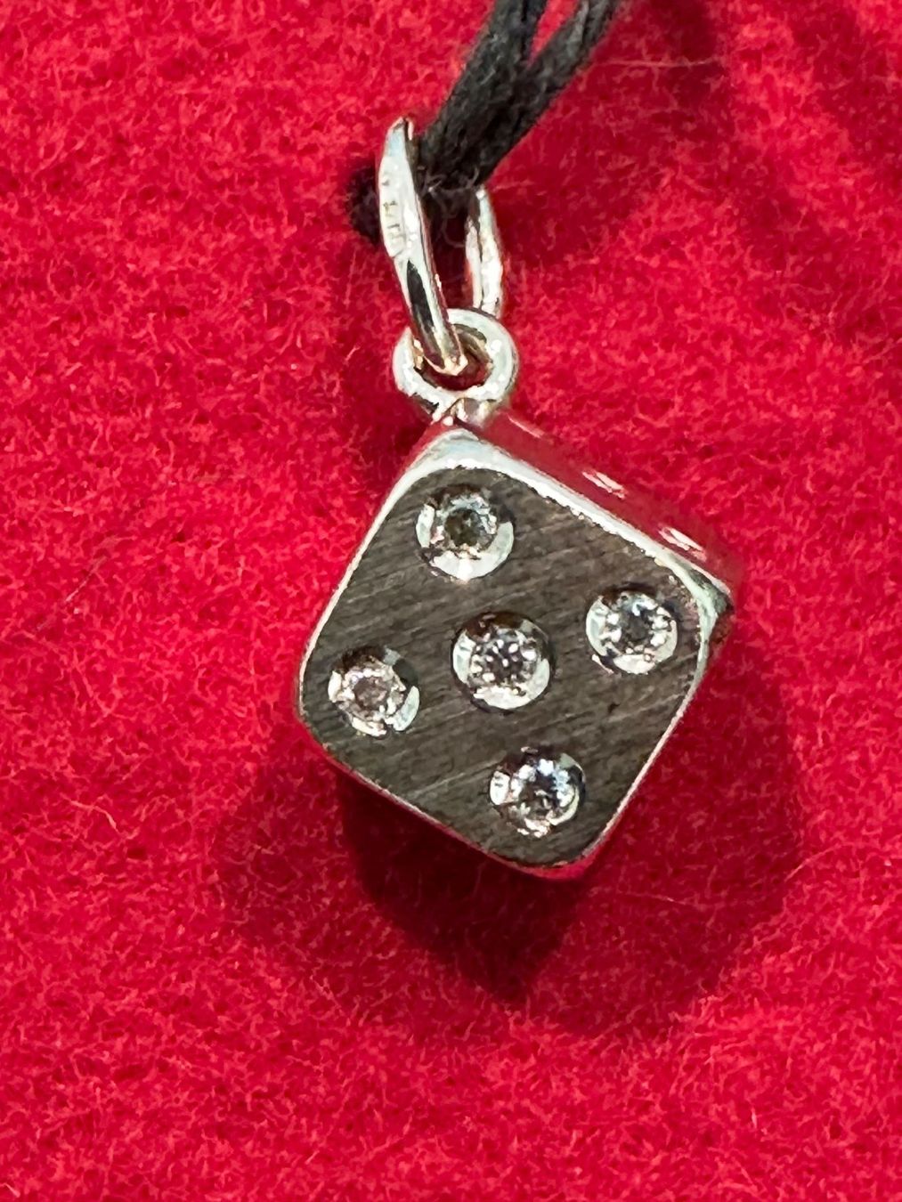 DoDo Ciondoli: Pomellato Dodo Anhänger mit Diamanten – Nuovo (secondo la descrizione) da Oberengstringen venduto da snoopy714
