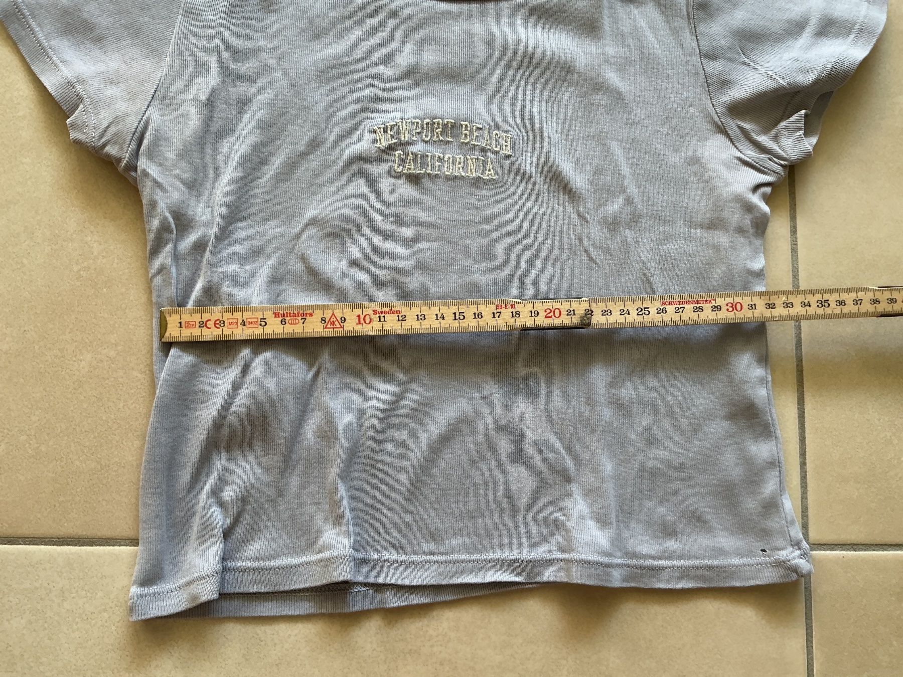 Brandy Melville T-shirt: Damen T-Shirt Brandy Melville – Usato da Frauenfeld venduto da Stehojen 4