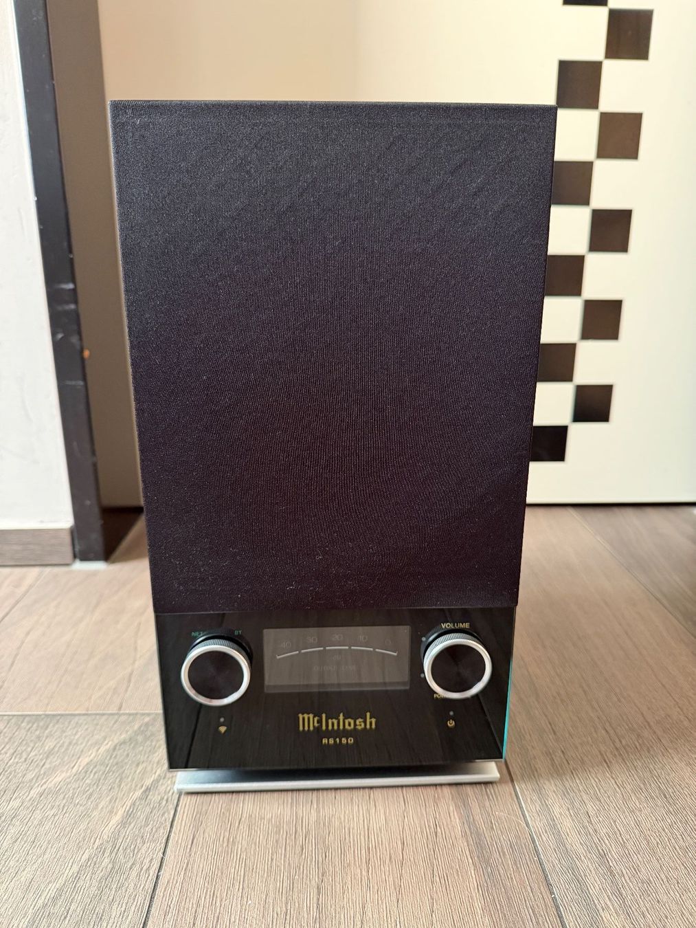 McIntosh Lautsprecher: McIntosh RS 150 High End Wireless Speaker – Gebraucht aus Horgen von Auction-Kings