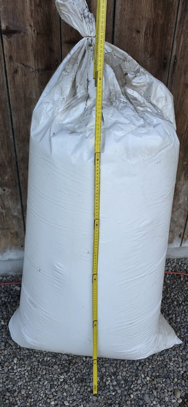 Materiale di riempimento: Styroporkügelchen 100 Liter! – Nuovo e nell'imballaggio originale da Madetswil venduto da rolfmartin