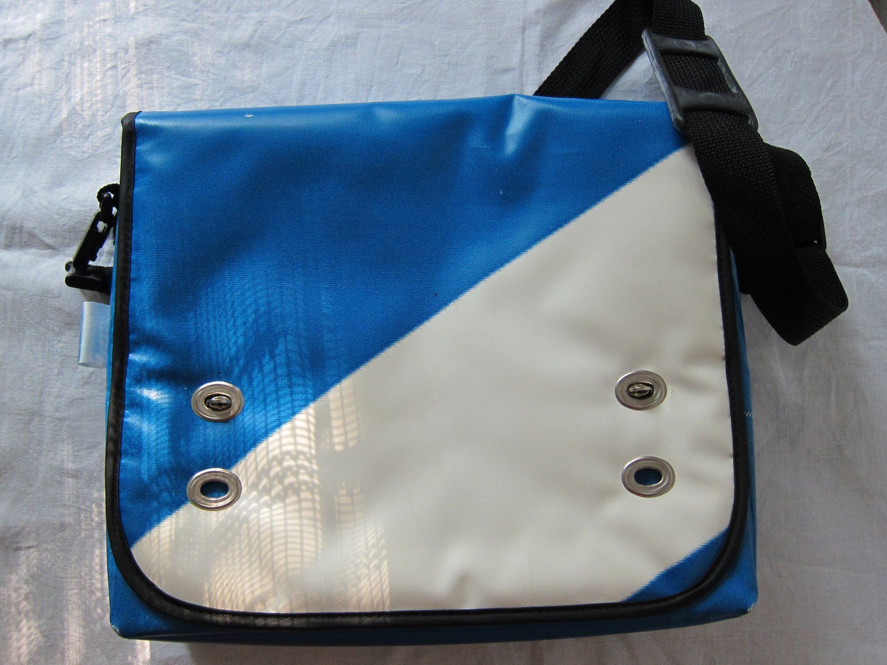 Taschen: Tasche ZÜRI, Plane – Neu (gemäss Beschreibung) aus Zürich von Italia58 2
