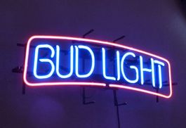 BUD LIGHT