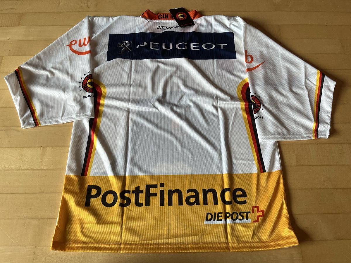 Leibchen & Hosen: SC Bern SCB Vintage Trikot 2010/11 – Neu (gemäss Beschreibung) aus Wallisellen von theadicts77 2