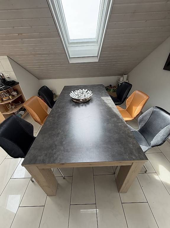 Stühle: GRATIS - 6 moderne Design-Esszimmerstühle  – Gebraucht aus Biel-Benken BL von Peterblaurot