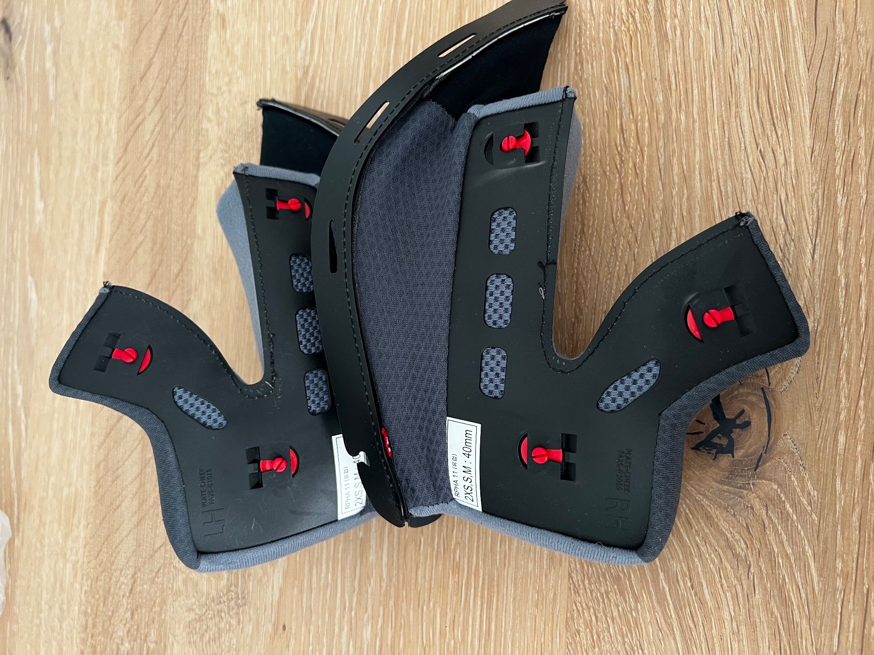 Caschi & visiere: Shoei Rph 11 Helminnerei – Usato da Oberwil-Lieli venduto da Jo-Ke