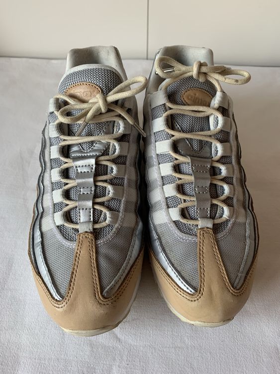 Nike Chaussures femmes: Nike Air Max 95 Gr. 39 / US 8 beige/silber – Neuf (Voir description) à Murten par schneebutz11 1