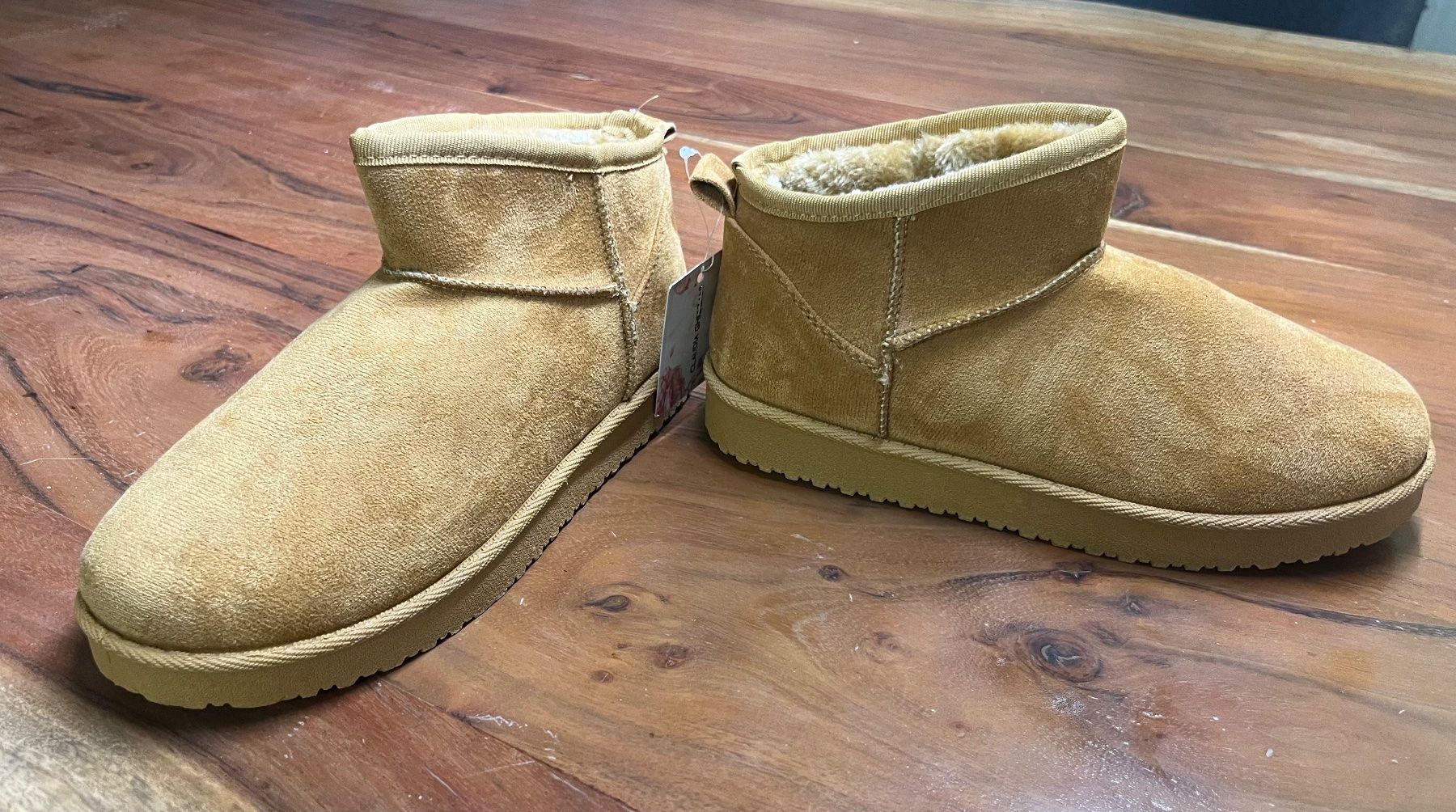 Scarpe da donna: Damen Boots Braun Grösse 36 – Nuovo (secondo la descrizione) da Winterthur venduto da saloun