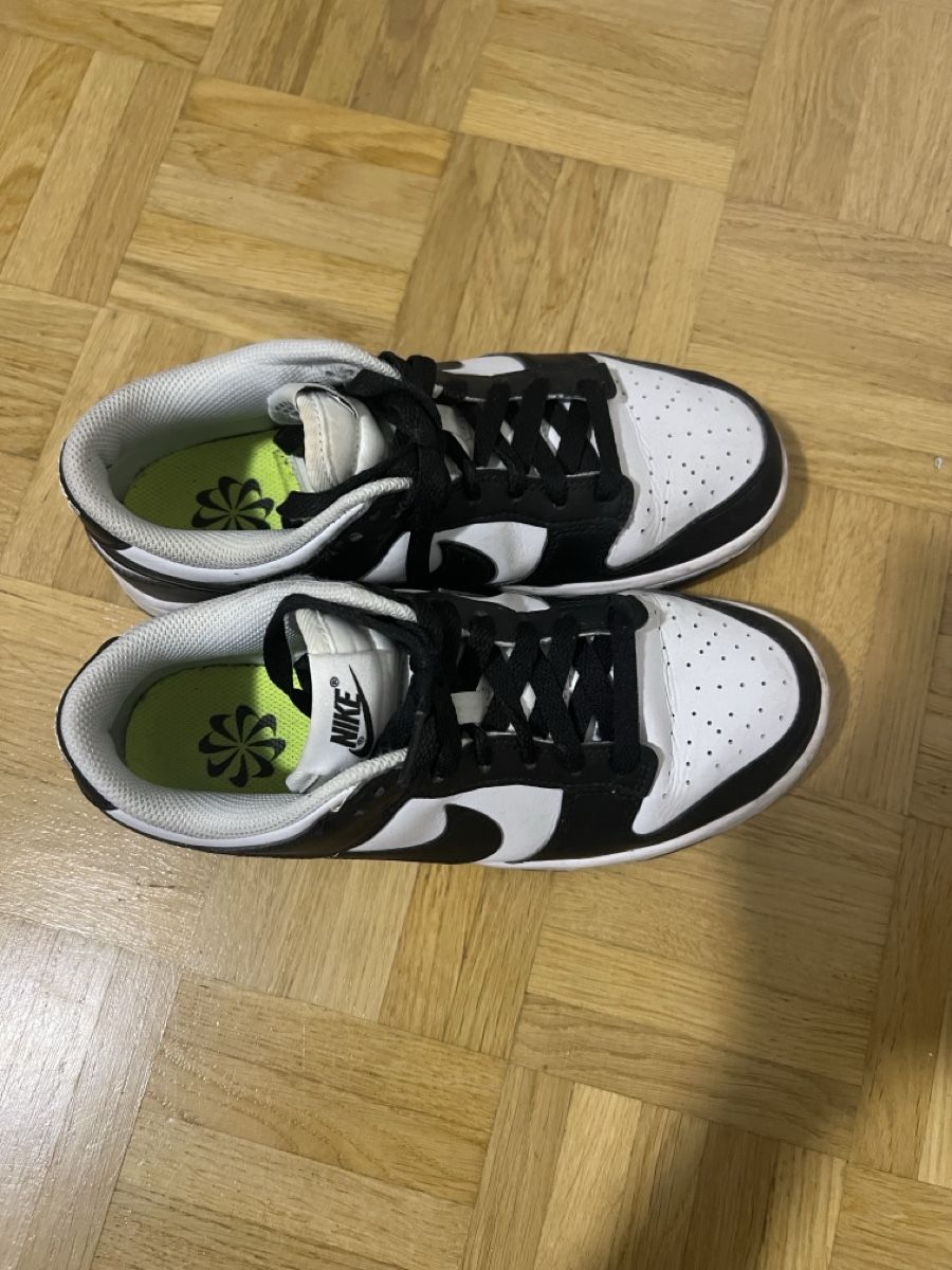 Nike Scarpe da uomo: Nike Schuhen selten gebraucht Grösse 37.5 – Usato da Rubigen venduto da mil_98vx