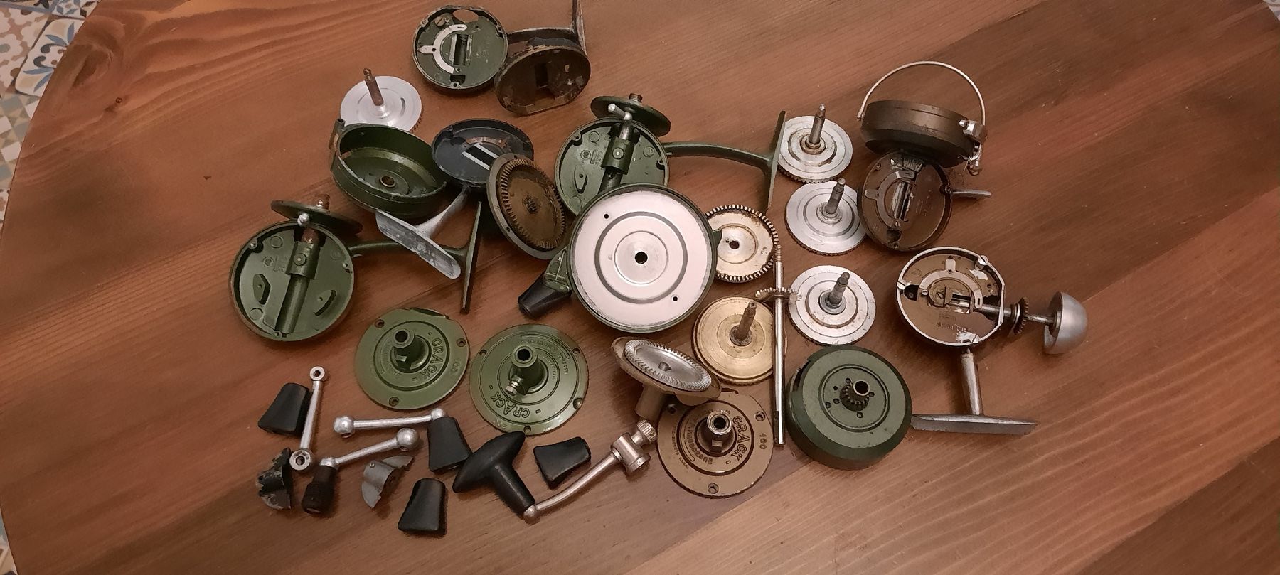 Tamburi & Mulinelli: pieces pour moulinets Crack 100 et 200 – Difettoso da Saules venduto da fario03