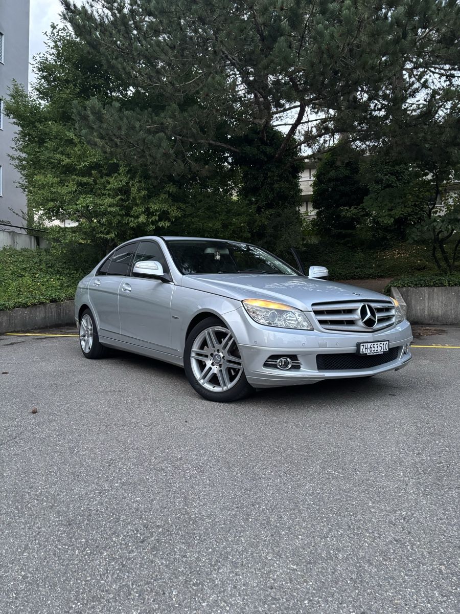 Mercedes-Benz Automobili: Mercedes w204 c200 – Usato da Herrliberg venduto da Dmitry123
