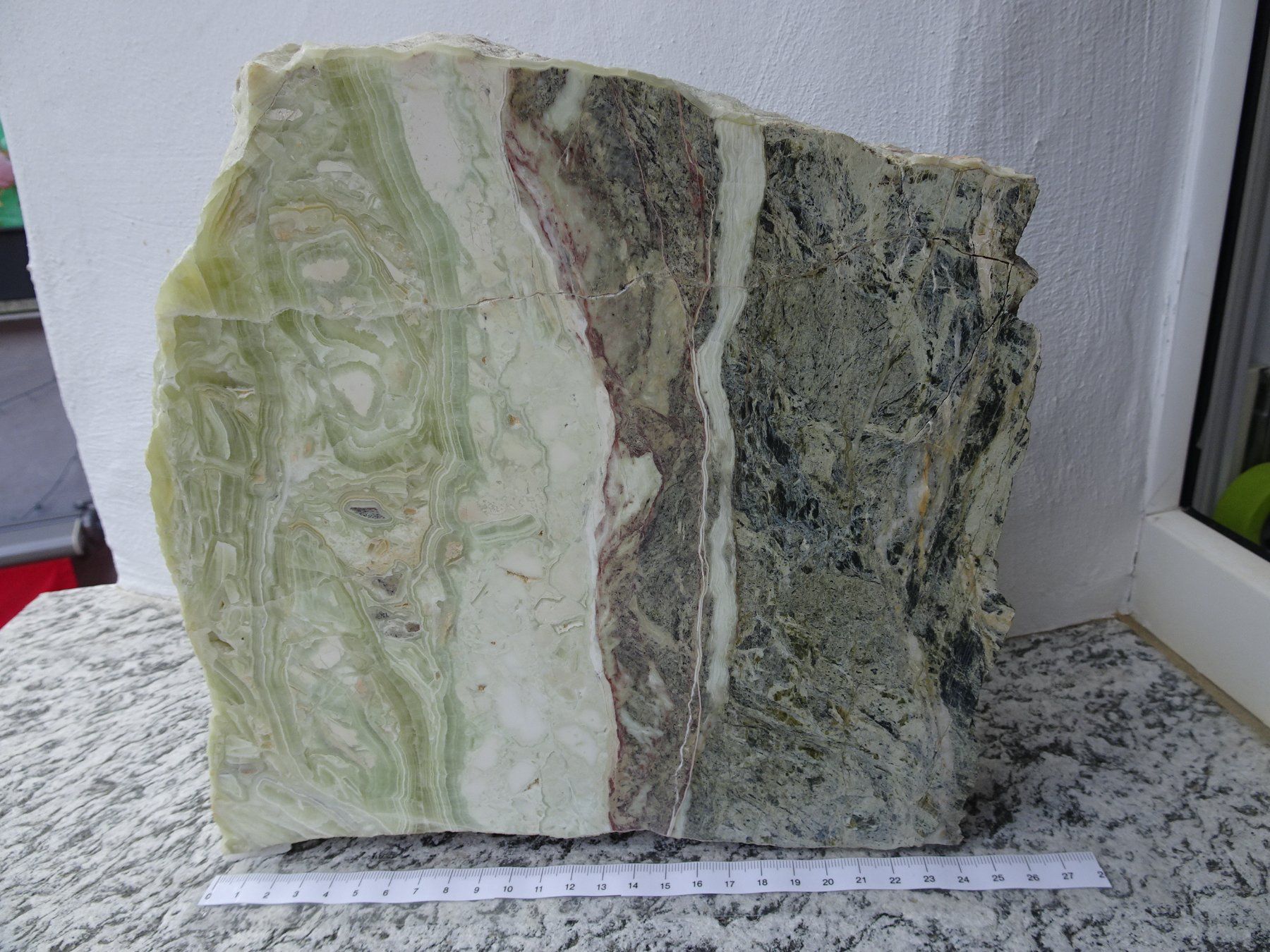 Mineralien & Heilsteine: Taraspit /Serpentin  Clemgiaschlucht  Scuol – Neu (gemäss Beschreibung) aus martina von Tignuppa