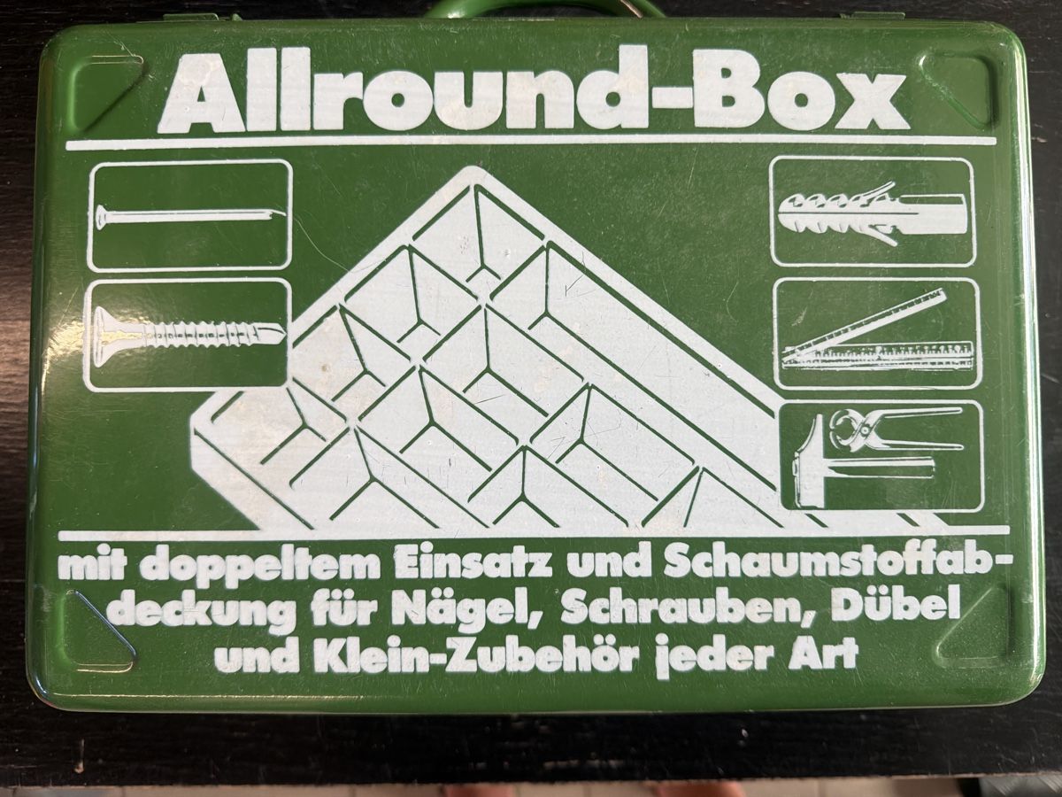 Eisenwaren: Allround-Box Sortimentskasten mit Nägeln, Schrauben, Dübel – Gebraucht aus Thal von ATL-Fahrschulen