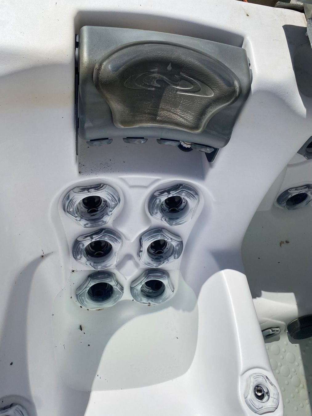 Whirlpool: Whirlpool Triad von Dimension One Spas – Usato da Strengelbach venduto da starm1 3