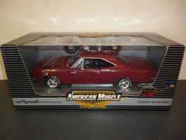Plymouth Roadrunner 1968 Hemi 1:18