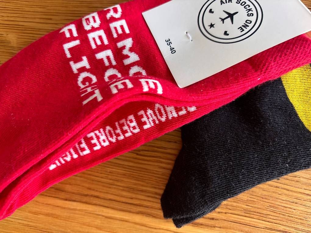 Calze: Air Socks One - Remove before flight Socken – Nuovo e nell'imballaggio originale da Thalwil venduto da mjg_s9gg 2