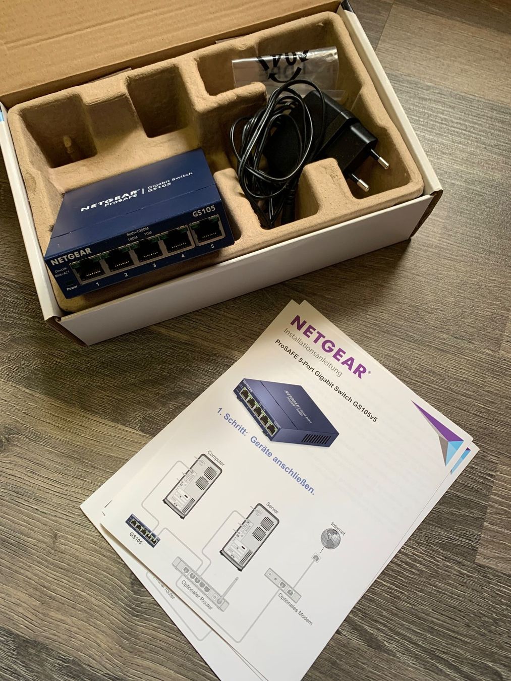 Netgear Hubs & Switches: Netgear GS105 ProSAFE 5-Port Gigabit Switch – Gebraucht aus Flaach von Rosatipi 2