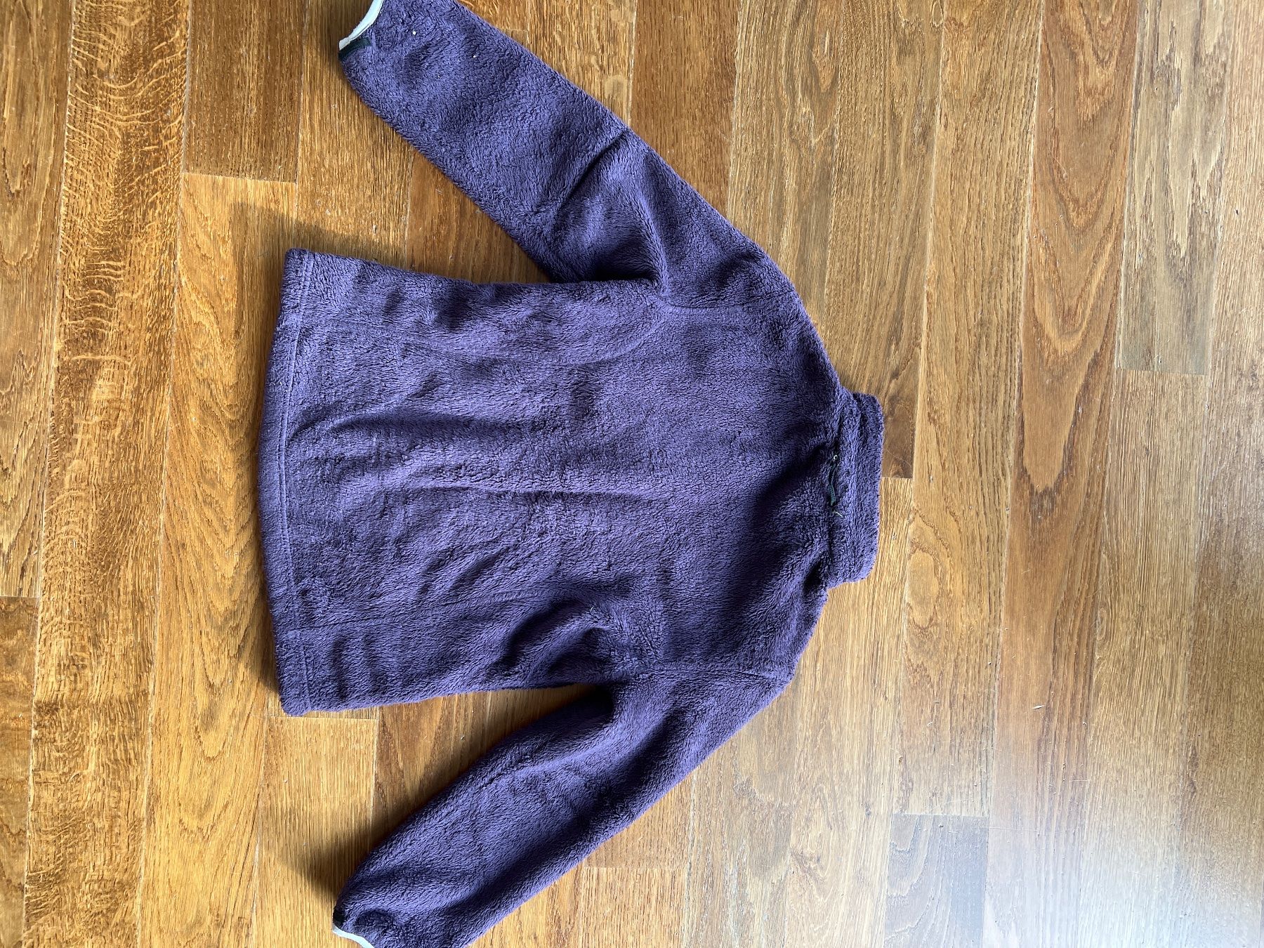 Jack Wolfskin Giacche & Cappotti: Fleecejacke violett Jack Wolfskin – Usato da Heitenried venduto da Tannenbaum25 1