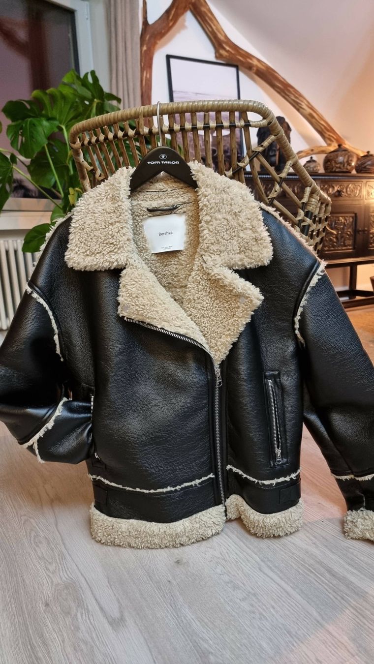 Bershka Giacche: Bikerjacke / Winterjacke / Doubleface Jacke / Kunstleder - L – Usato da Wettingen venduto da JasminL92-2 3