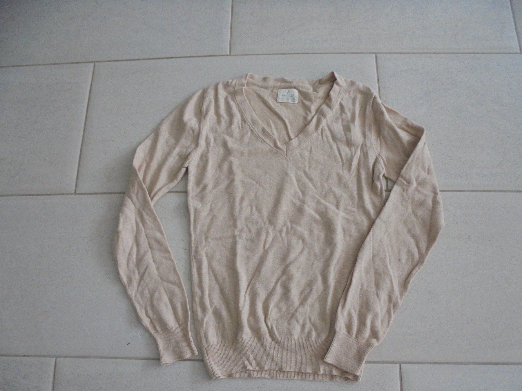 Maglioni & Felpe: PULLOVER FÜR DAMEN GR.36 – Usato da Rotkreuz venduto da Samballi