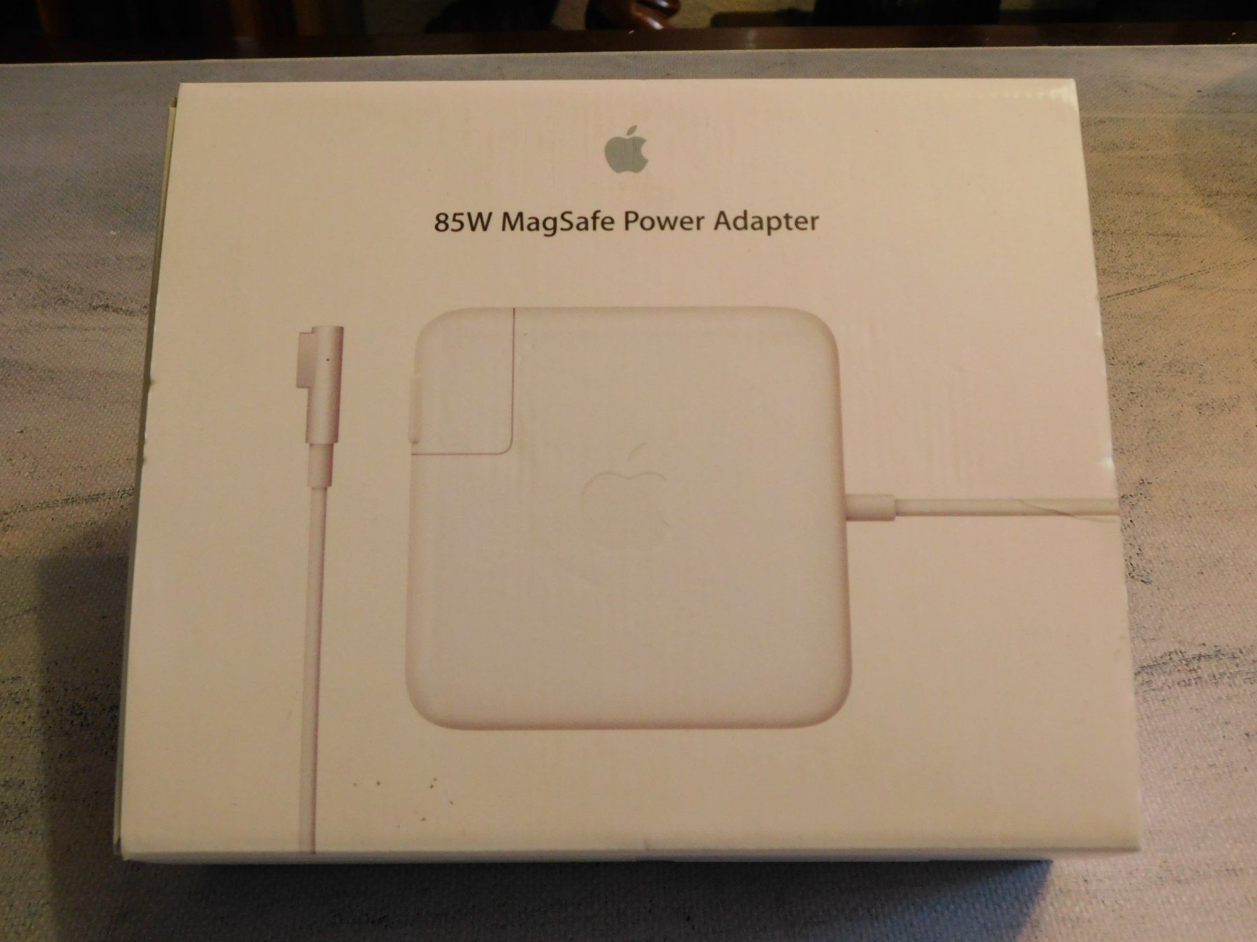 Apple Laufwerke & Adapter: 85W Mag Power Adapter Neu – Neu (gemäss Beschreibung) aus Emmenbrücke von Ulisse-22