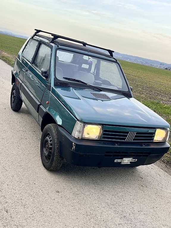 Fiat Automobili: Fiat panda 4x4  1.1 toit ouvrant – Usato da Denges venduto da Stojanov18