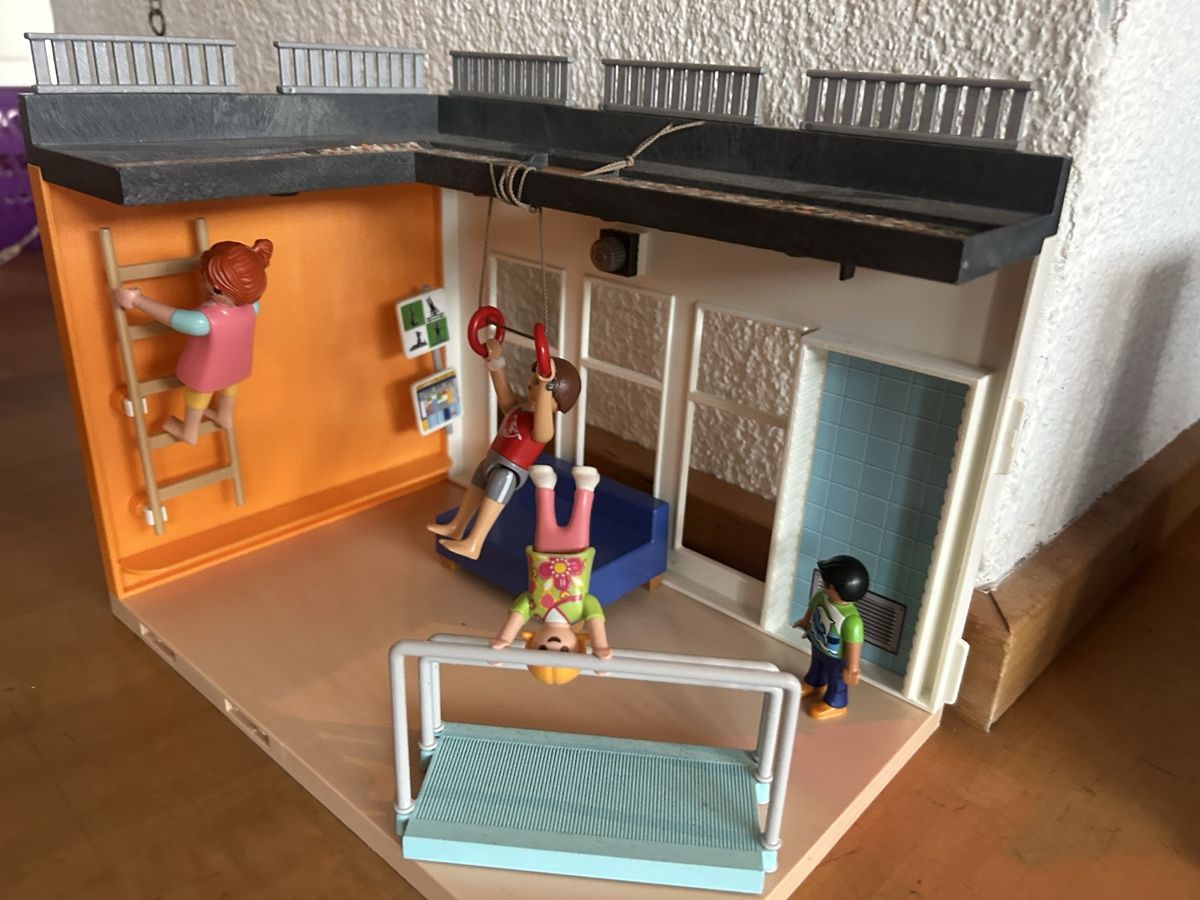 Playmobil Giocattoli: Playmobil Turnhalle – Usato da Wagen venduto da Ramona01 2