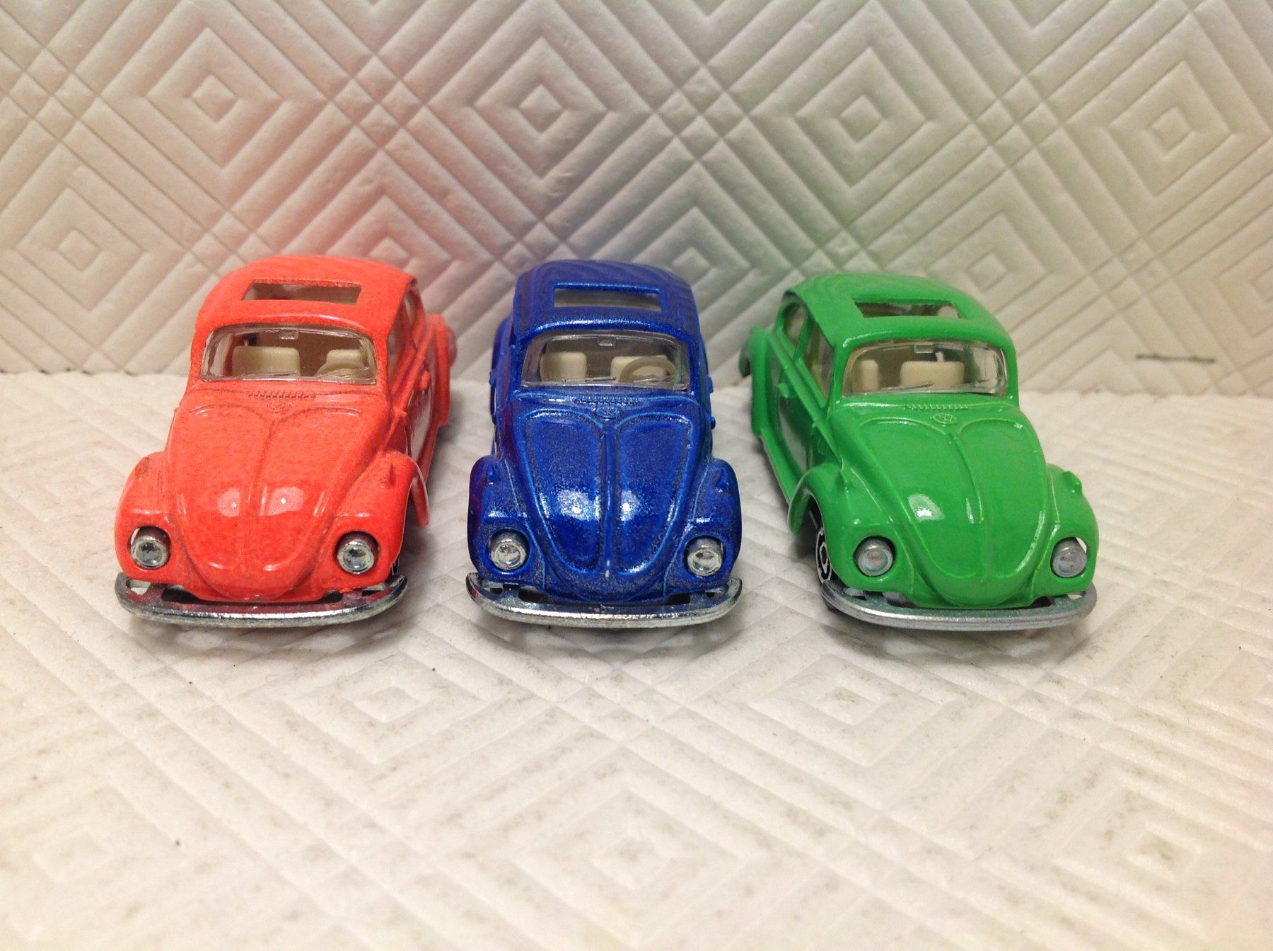 Majorette Jouets: 3x alte VW Käfer , Majorette 1:60 – Neuf (Voir description) à Seuzach par Jage 1