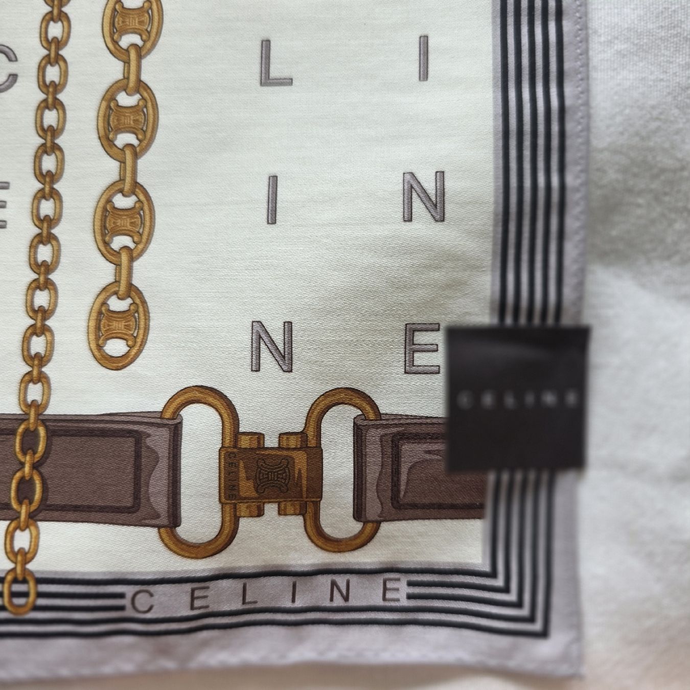 Celine Foulard & Sciarpe: CELINE Baumwolltuch 50x50 cm – Nuovo e nell'imballaggio originale da Zürich venduto da LIMAR 6