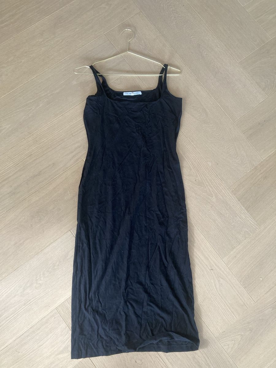 Robes: Kleid The Swiss Label 38 – D'occasion à Wil SG par Chrissy07