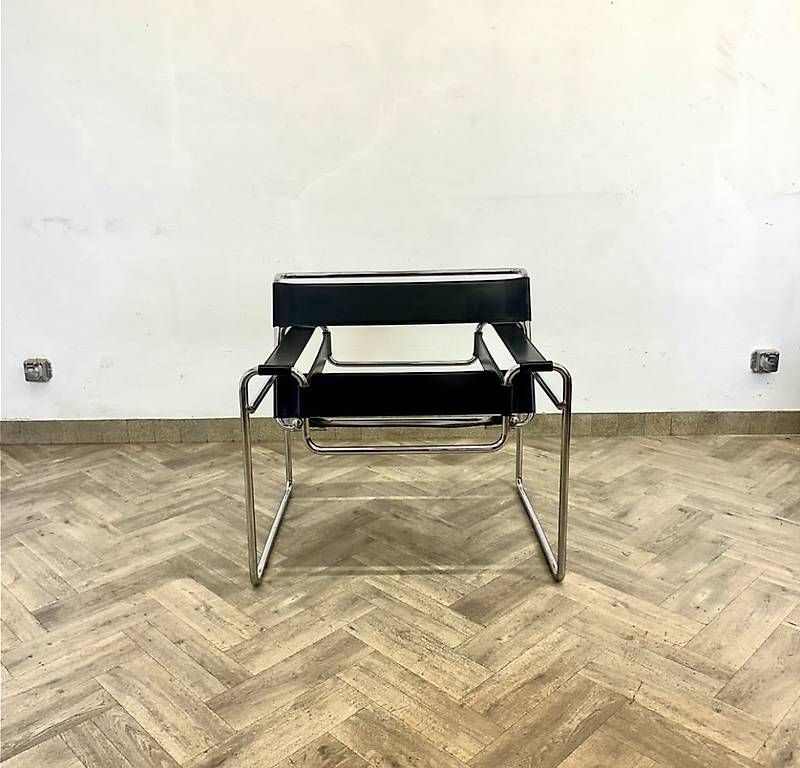 Wassily Poltrone: Wassily Chair Black leather – Usato da basel venduto da vintory.ch 5