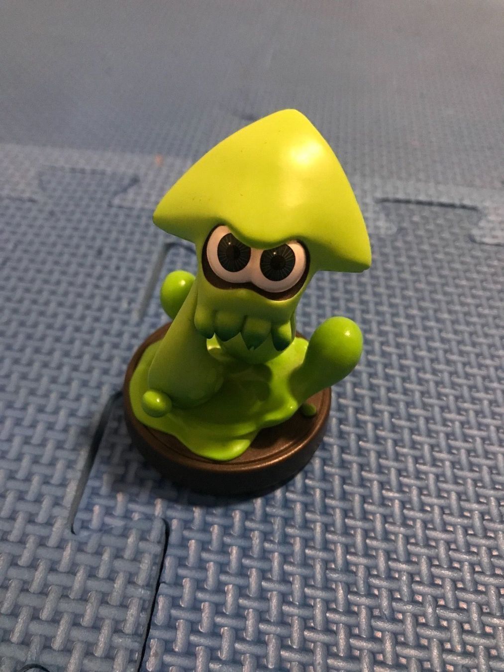 Nintendo Statuette: Nintendo Amiibo Squid Green – Usato da Gossau SG venduto da schlitzerdemon