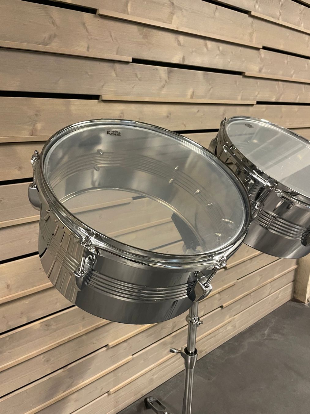 Strumenti musicali: Timbales 13" et 14" avec Stand – Nuovo (secondo la descrizione) da Le Locle venduto da MrKilljoy 3